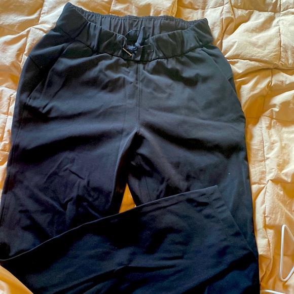 Lululemon 4 jogger type studio pant - Picture 1 of 2